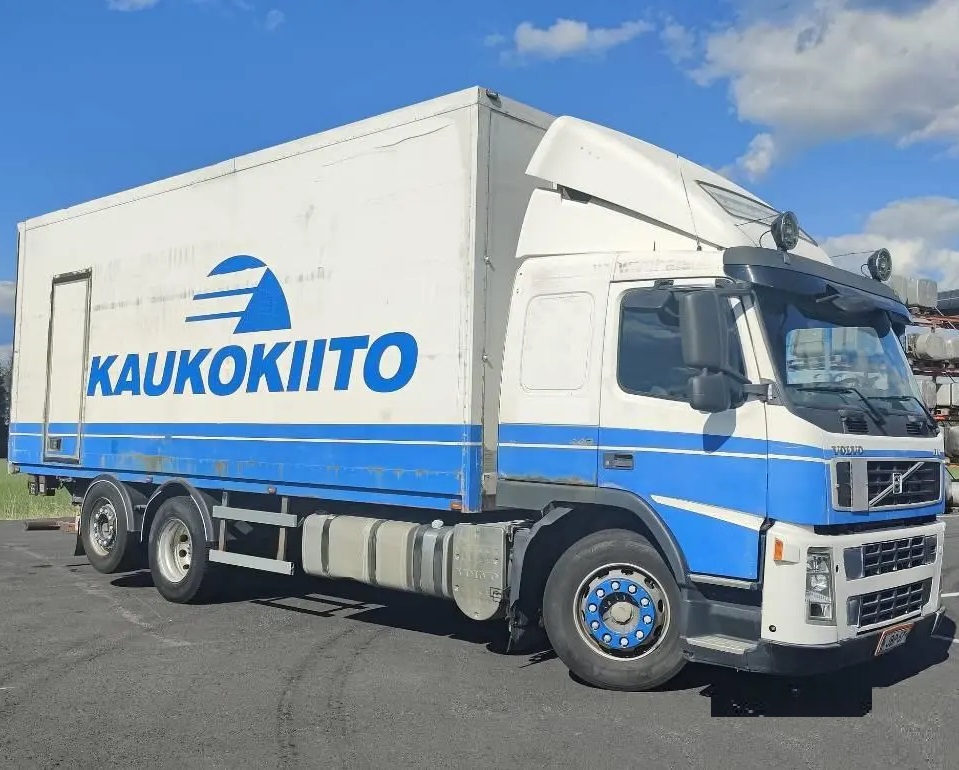 VOLVO TRUCK