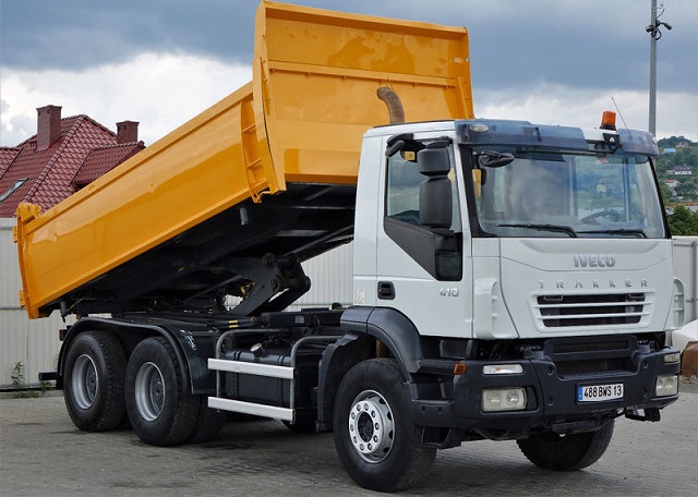 IVECO TRUCK