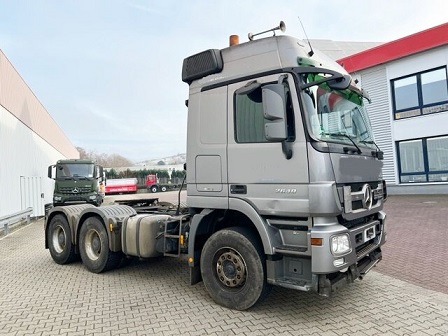 MERCEDES BENZ TRUCK