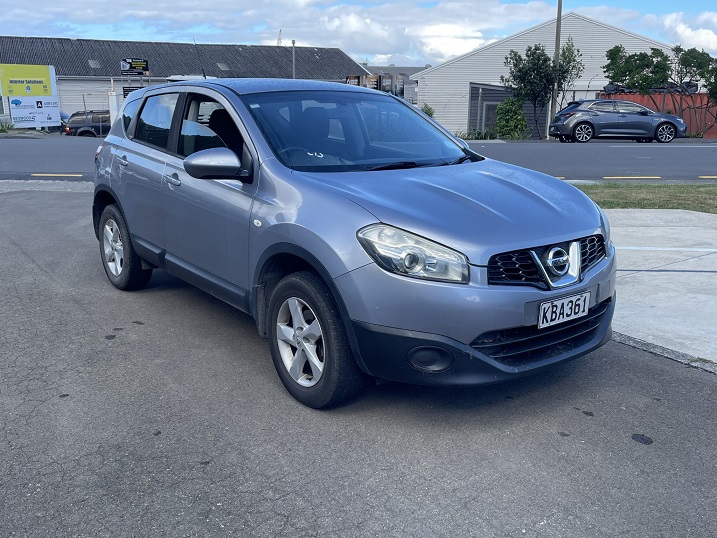 USED VEHICLE