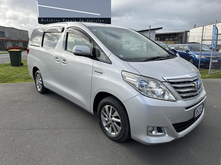 USED VEHICLE
