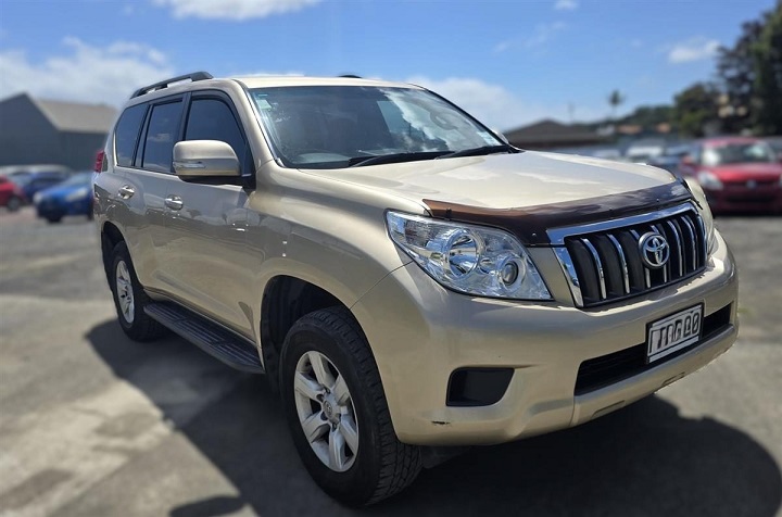 USED VEHICLE