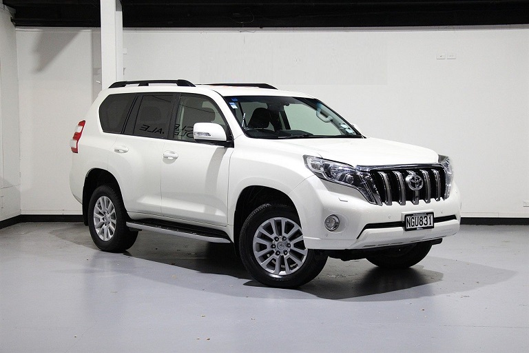 USED VEHICLE