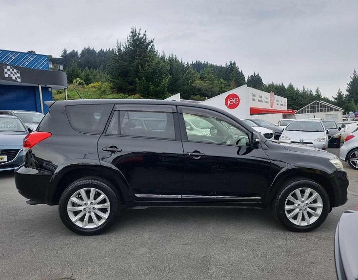 USED VEHICLE