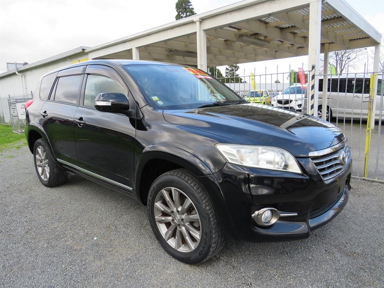 USED VEHICLE