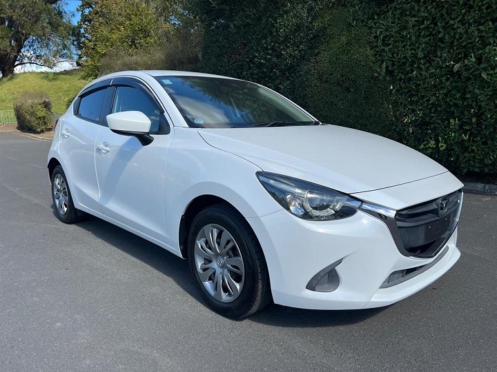 USED VEHICLE